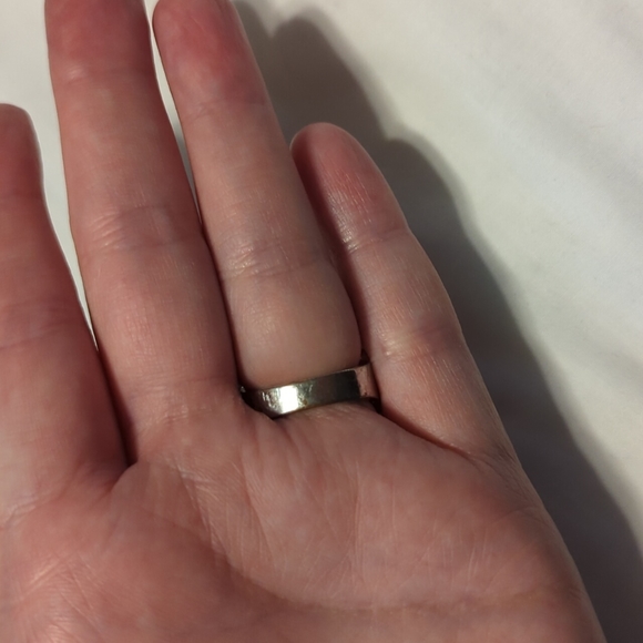 Lia Sophia Bubble Structure Ring - Sz 8 - Picture 2 of 13